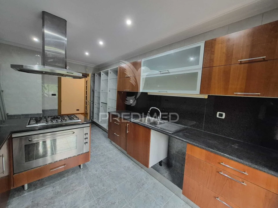 Apartamento T2 para Venda em Vila Franca de Xira Foto 1