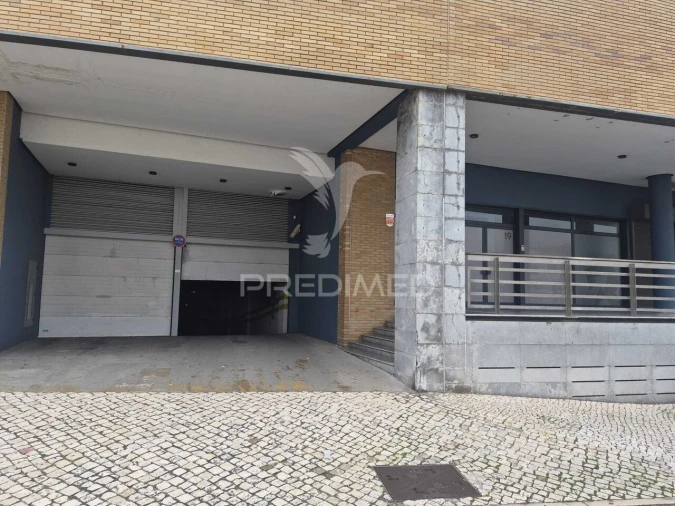 Apartamento T2 para Venda em Vila Franca de Xira Foto 26