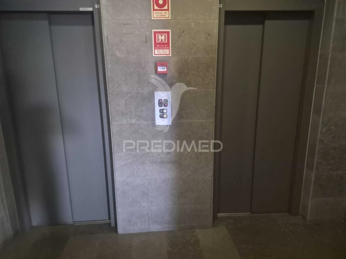 Apartamento T2 para Venda em Vila Franca de Xira Foto 19