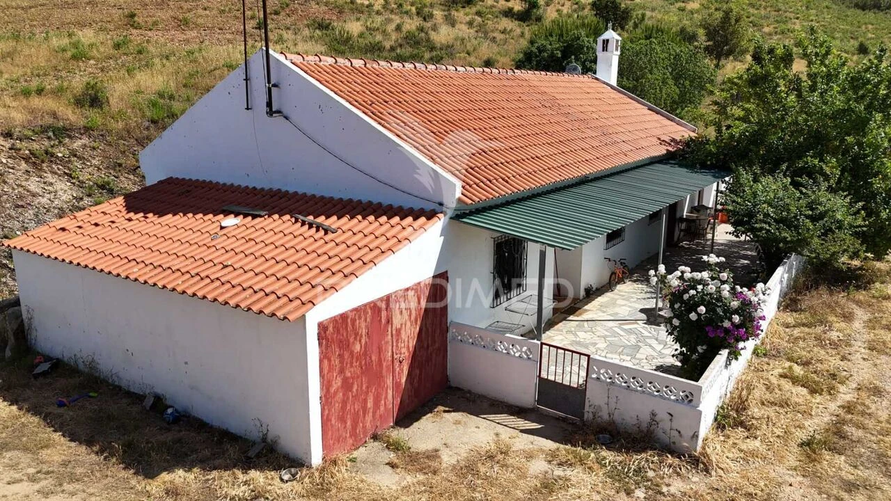 Terreno para Venda em Santana da Serra Foto 12