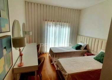 Moradia T4 para Venda em Albufeira e Olhos de Água