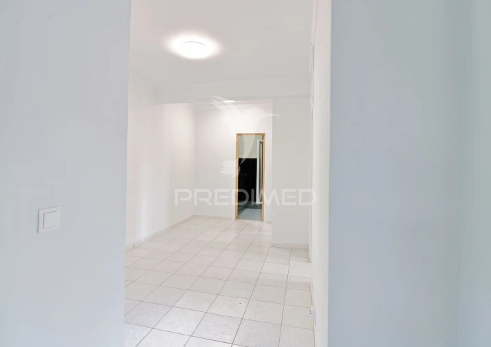 Moradia T6 para Venda em Terra Chã Foto 16