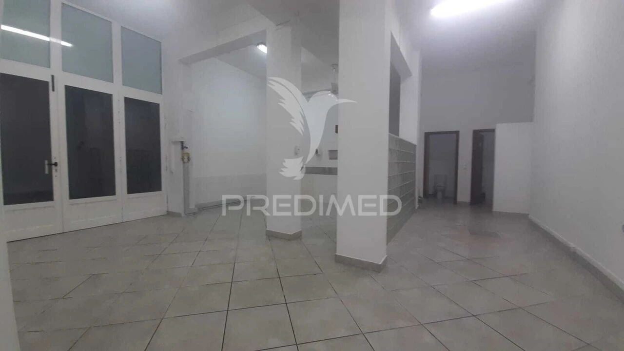 Loja para Arrendamento em Setubal (São Sebastião) Foto 7