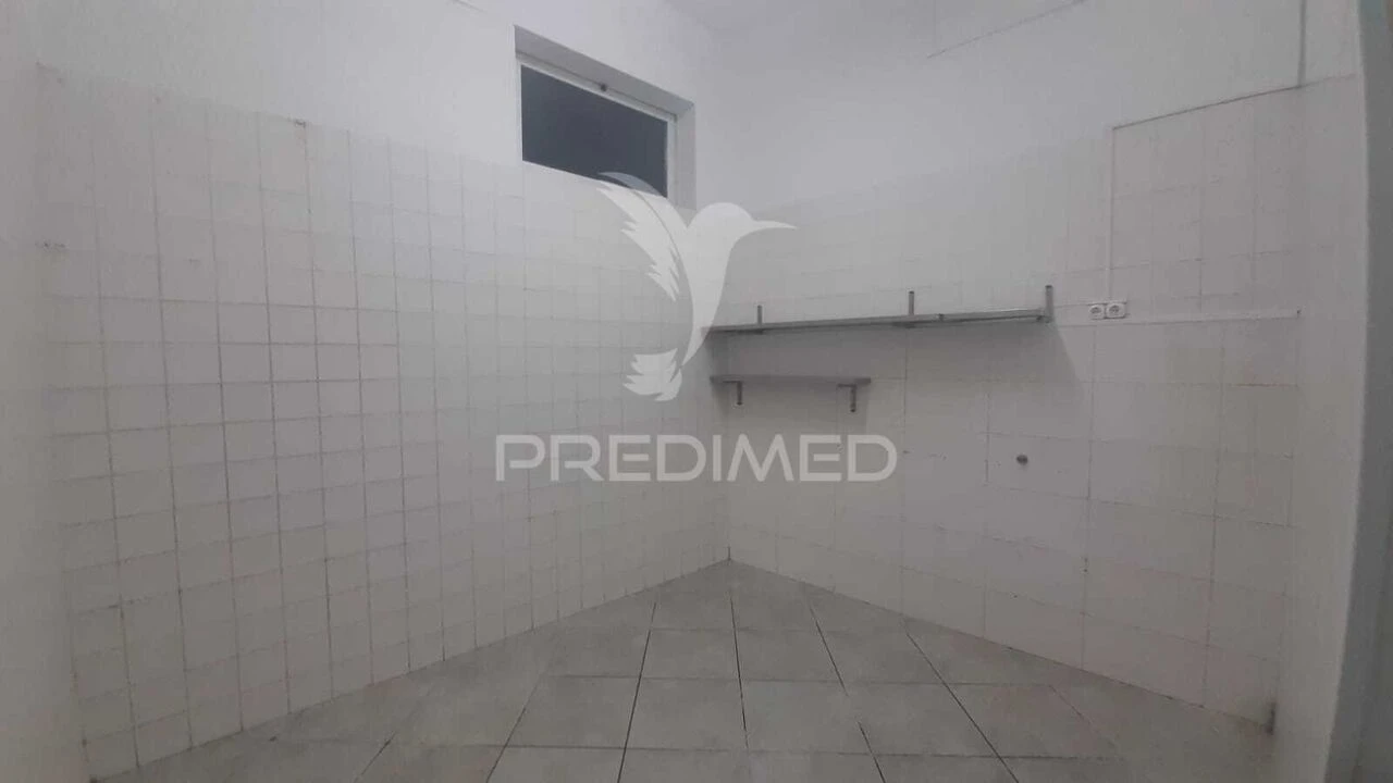 Loja para Arrendamento em Setubal (São Sebastião) Foto 8