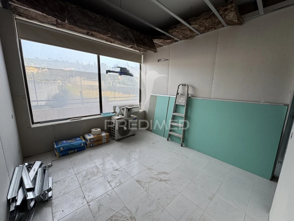 Apartamento T1 para Venda em Minde Foto 10