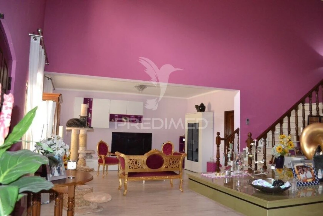 Moradia T6 para Venda em Samora Correia Foto 7