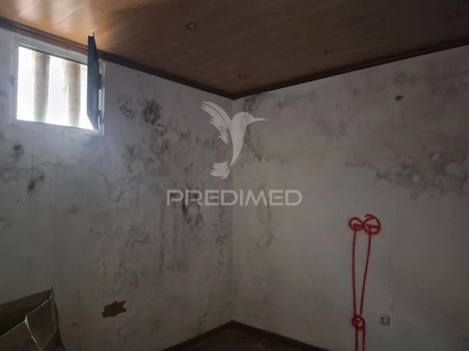 Moradia T2 para Venda em Vialonga Foto 4