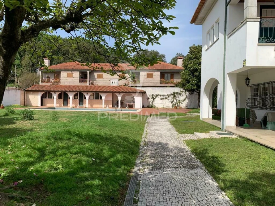 Moradia T4 para Venda em Gavião Foto 3