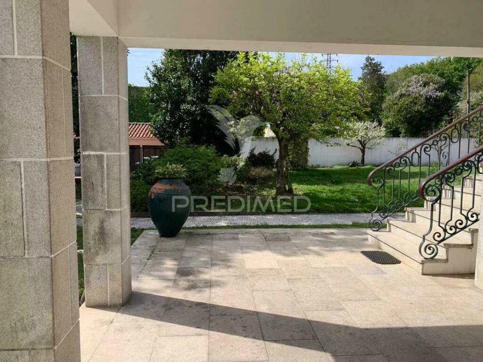 Moradia T4 para Venda em Gavião Foto 4