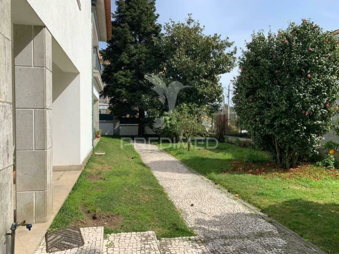 Moradia T4 para Venda em Gavião Foto 5