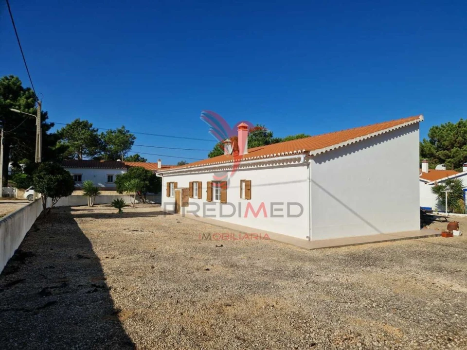 Moradia T3 para Venda em Aljezur Foto 5