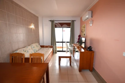 Apartamento T2 para Venda em Albufeira e Olhos de Água