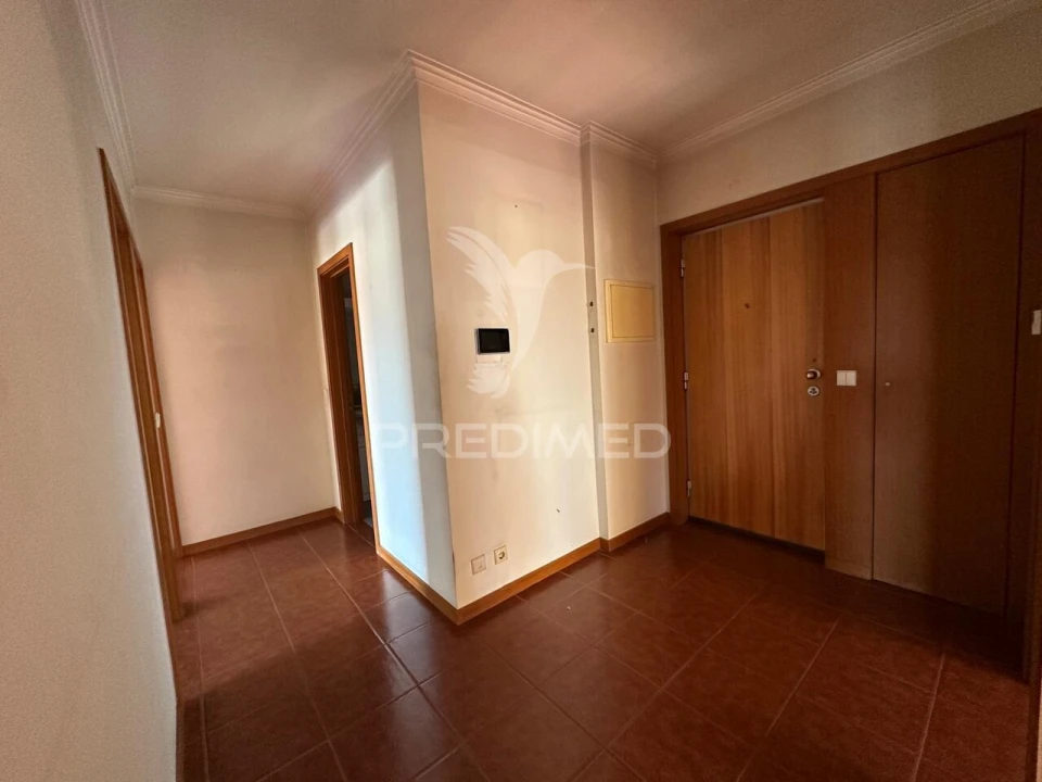 Apartamento T2 para Venda em Vila Verde e Barbudo Foto 12