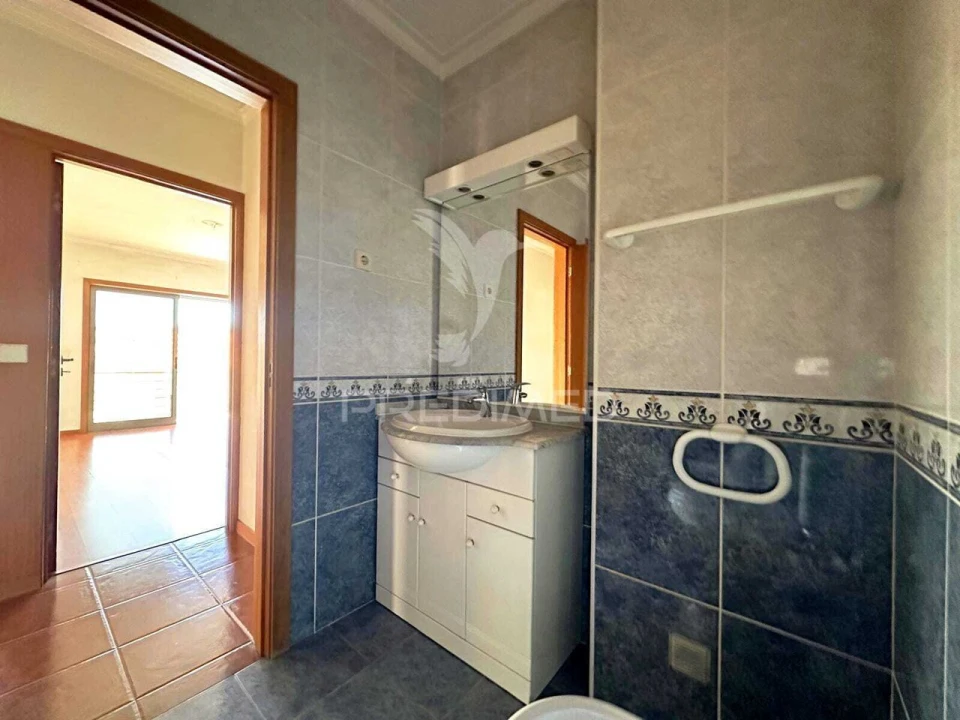 Apartamento T2 para Venda em Vila Verde e Barbudo Foto 13