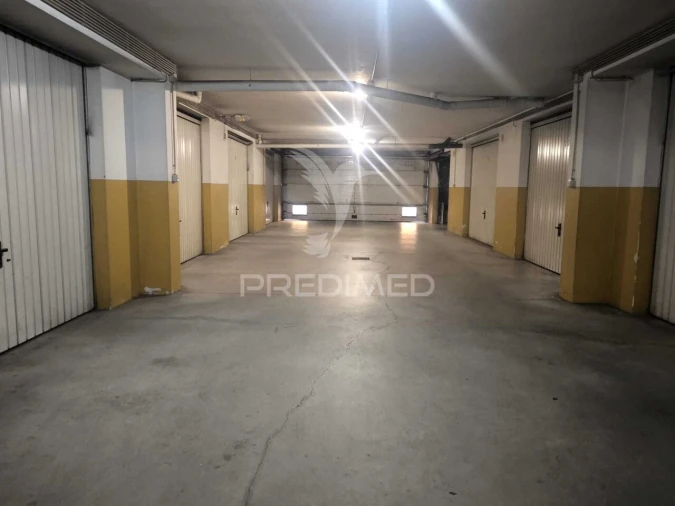 Apartamento T2 para Venda em Vila Verde e Barbudo Foto 23