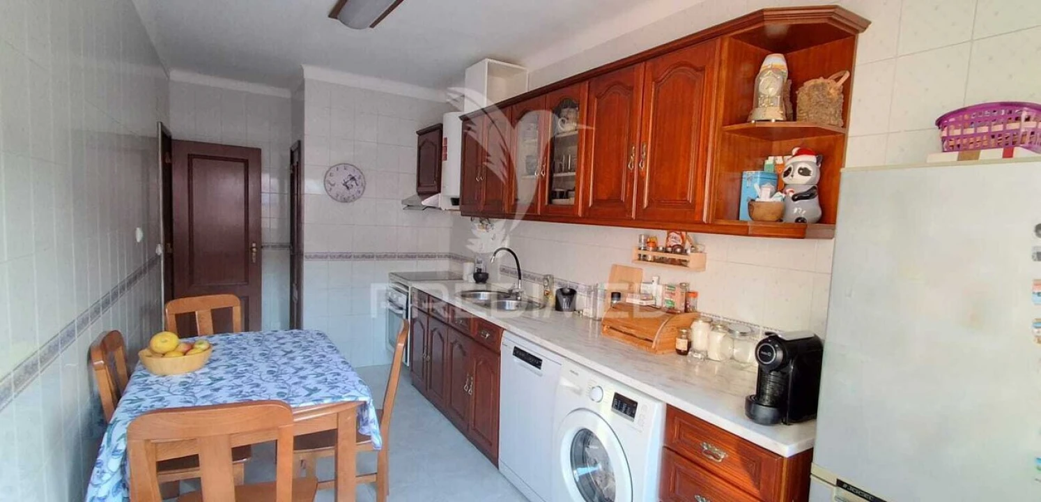 Apartamento T3 para Venda em Moita Foto 2