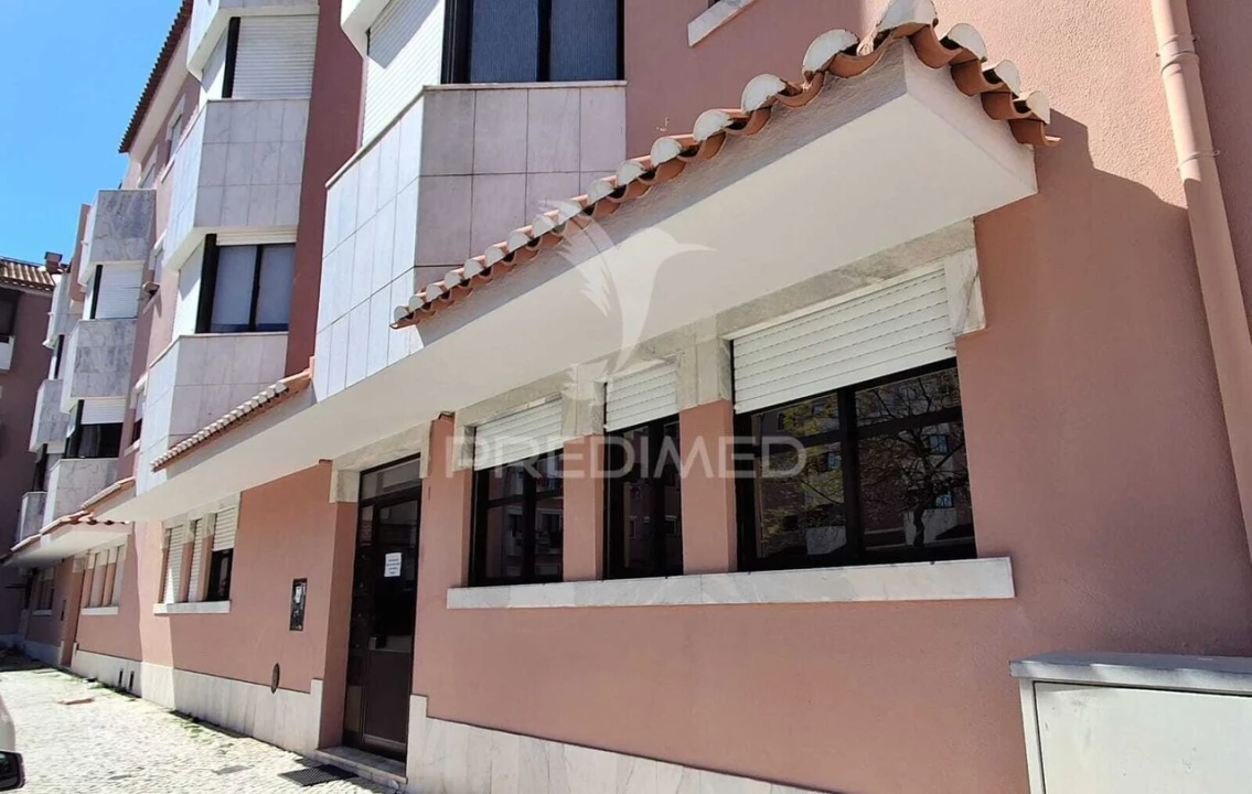 Apartamento T3 para Venda em Moita Foto 21