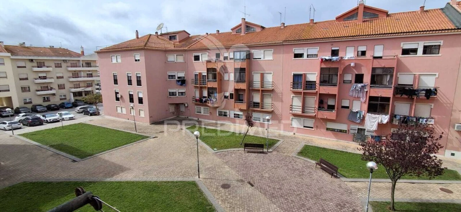 Apartamento T3 para Venda em Moita Foto 22