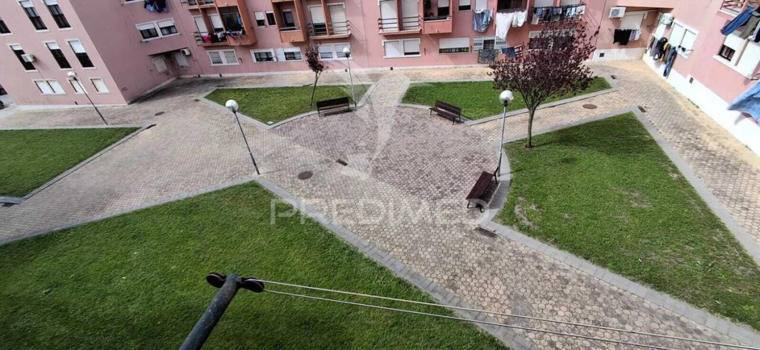 Apartamento T3 para Venda em Moita Foto 20