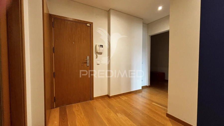 Apartamento T5 para Venda em São Domingos de Benfica Foto 37