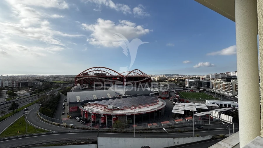 Apartamento T5 para Venda em São Domingos de Benfica Foto 36