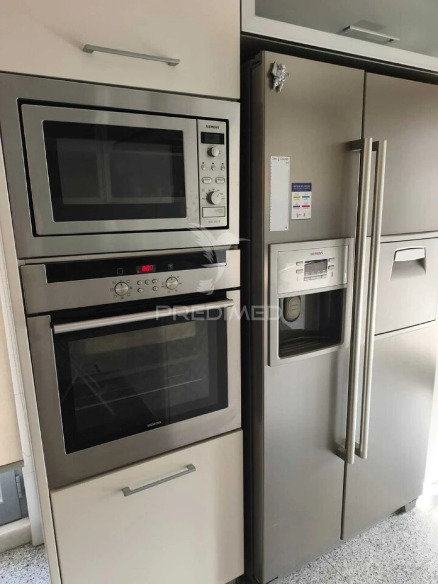 Apartamento T5 para Venda em São Domingos de Benfica Foto 39