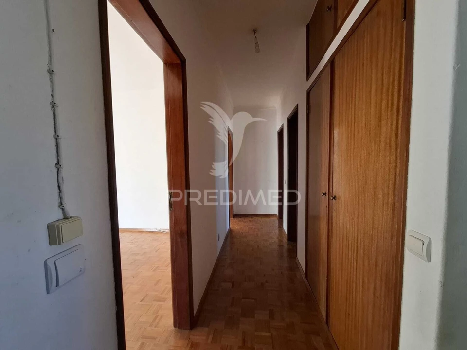 Apartamento T2 para Venda em Aljubarrota Foto 3