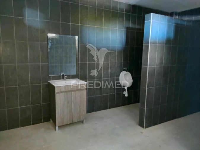 Armazém para Arrendamento em Minde Foto 26