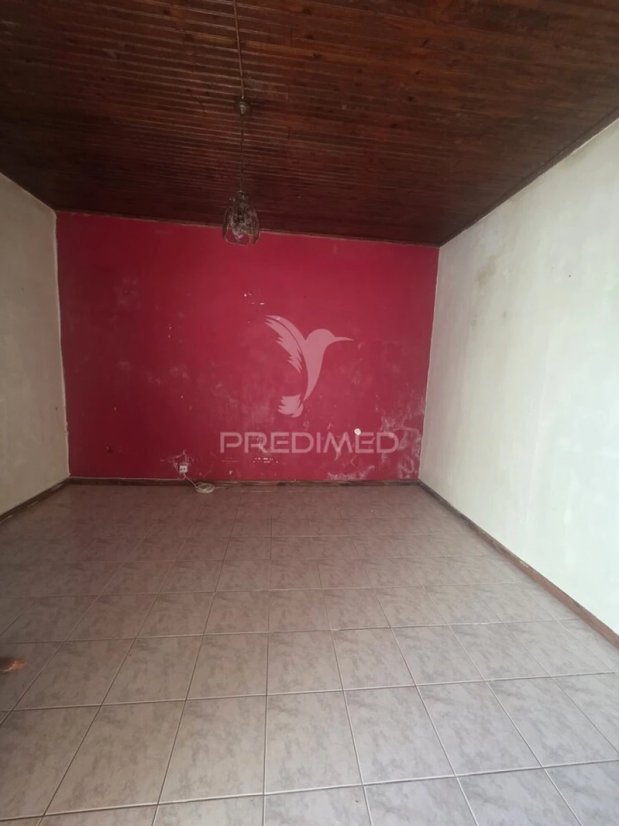 Moradia T3 para Venda em Praia da Vitoria (Santa Cruz) Foto 11