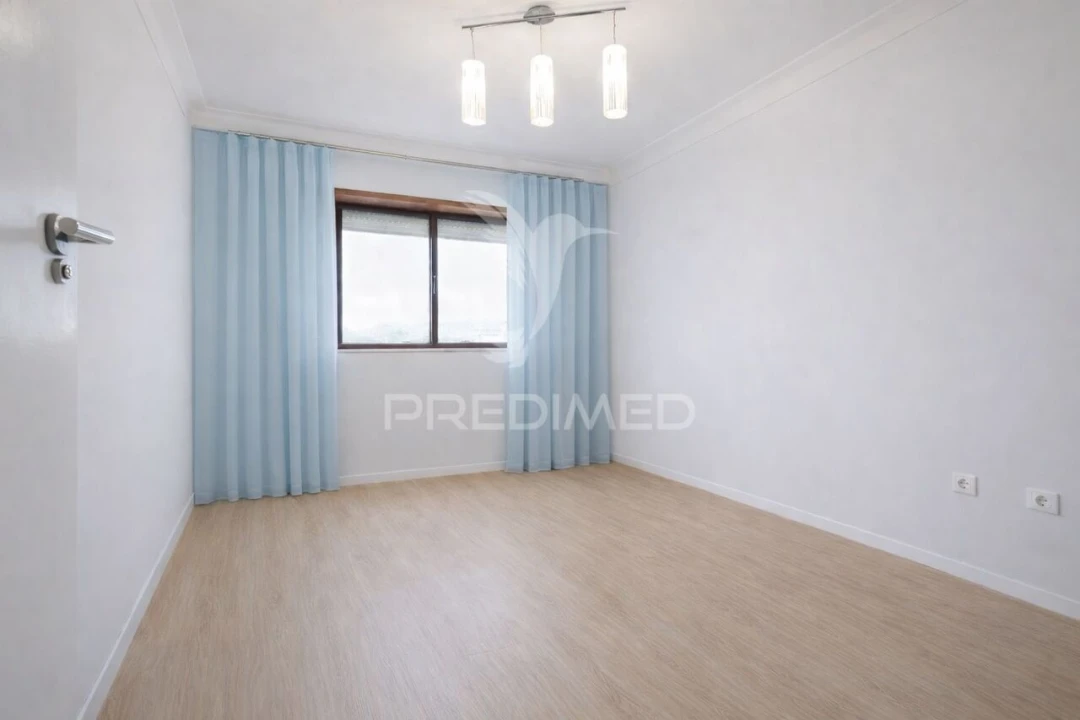 Apartamento T2 para Venda em Rio Tinto Foto 12