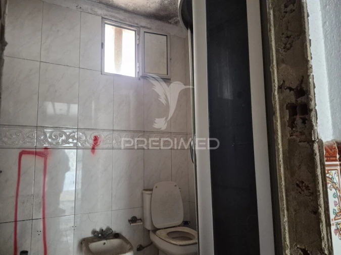 Moradia T2 para Venda em Vialonga Foto 2