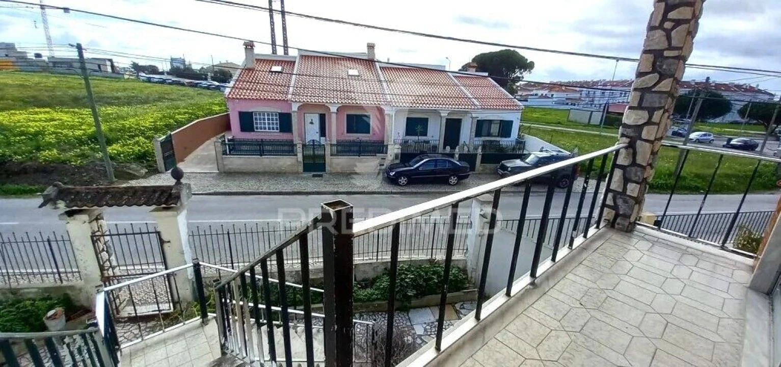 Moradia T2 para Venda em São Francisco Foto 2