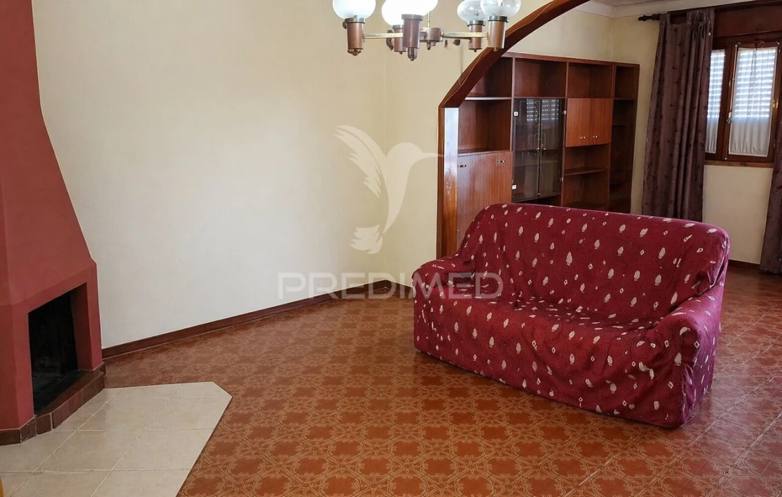 Moradia T2 para Venda em Alpiarça Foto 2