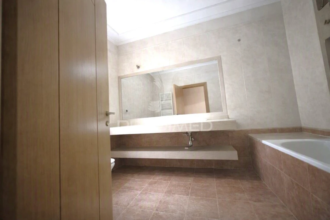 Apartamento T2 para Venda em Vila Franca de Xira Foto 7