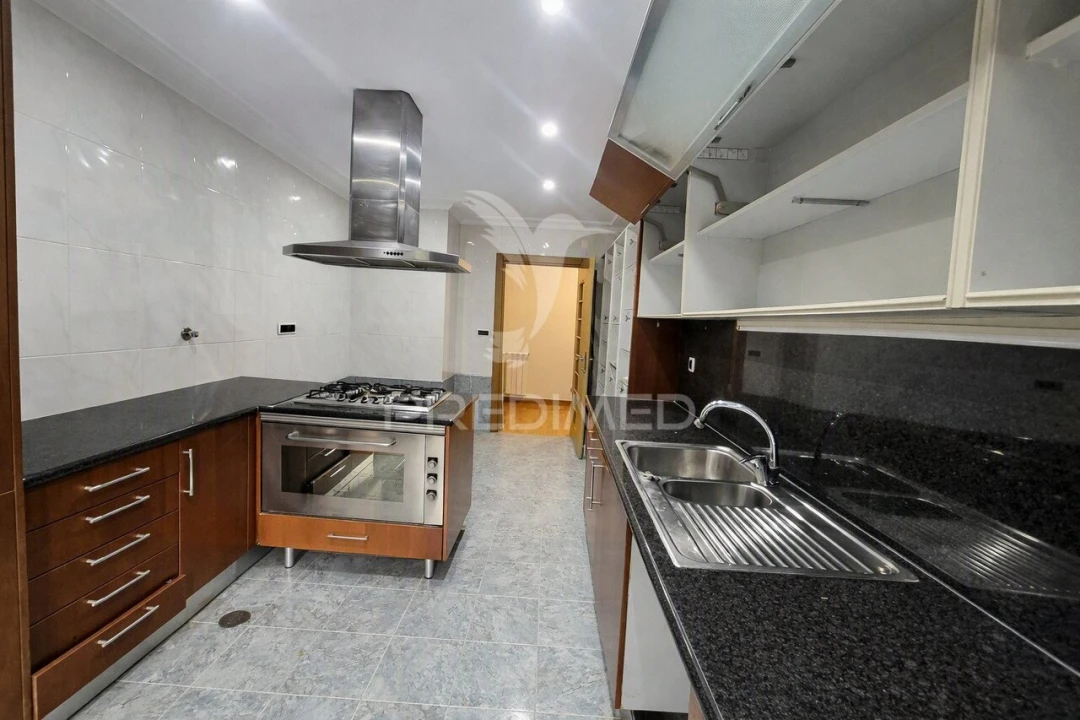 Apartamento T2 para Venda em Vila Franca de Xira Foto 1