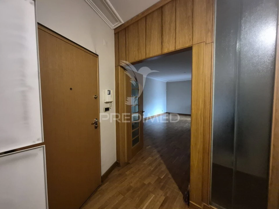 Apartamento T2 para Venda em Vila Franca de Xira Foto 21