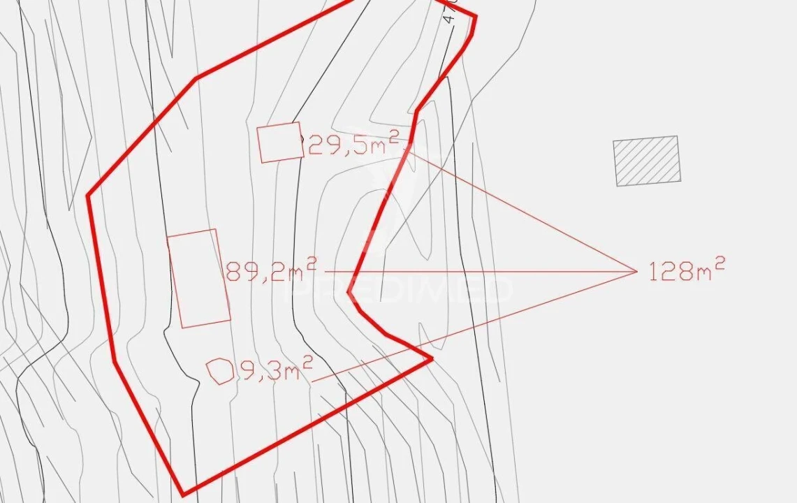 Moradia T2 para Venda em Vilarinho da Castanheira Foto 4