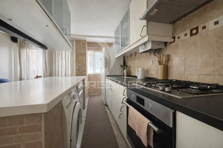 Apartamento T4 para Venda em Olivais Foto 4