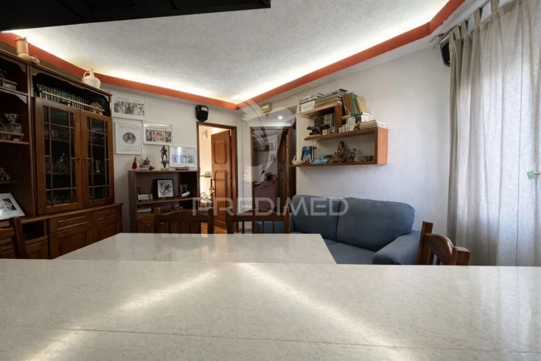 Apartamento T4 para Venda em Olivais Foto 3