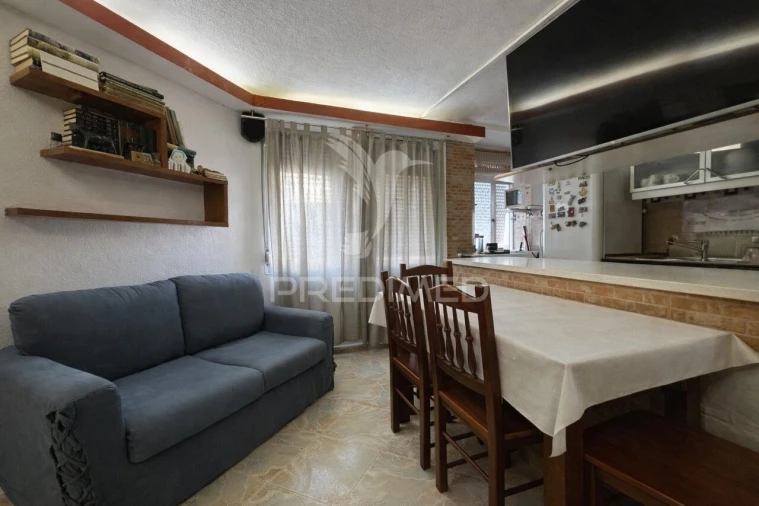 Apartamento T4 para Venda em Olivais Foto 7