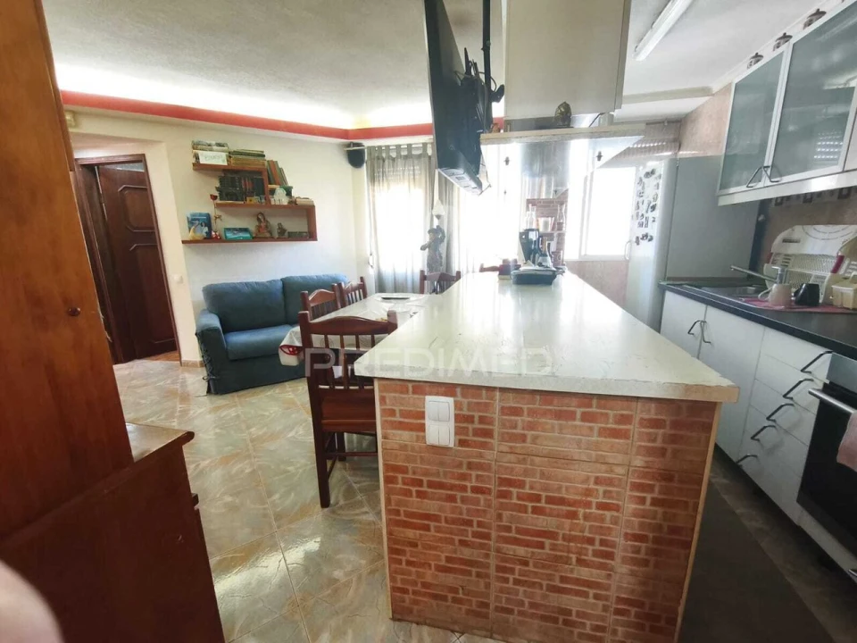 Apartamento T4 para Venda em Olivais Foto 10