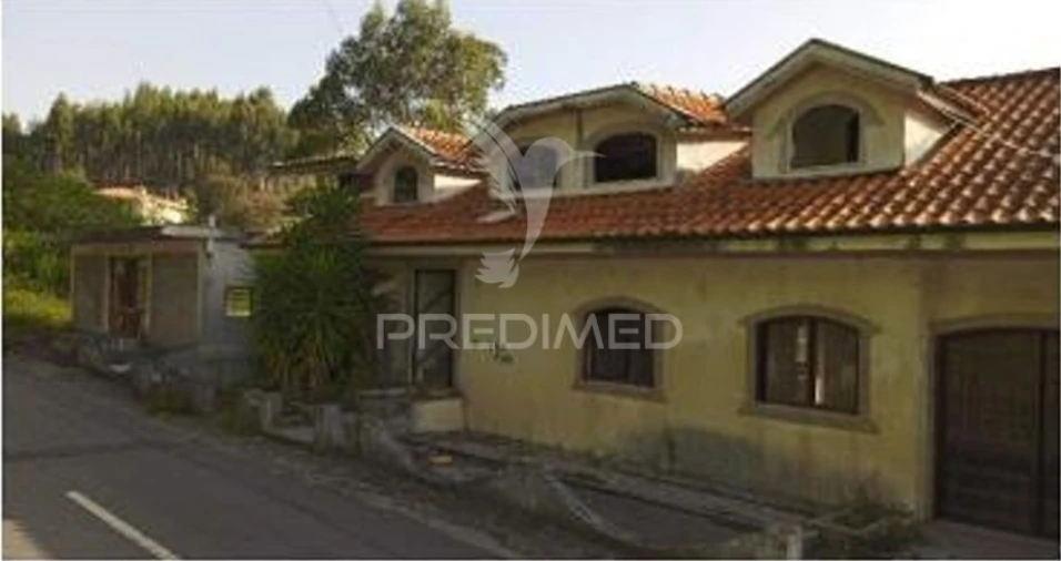 Moradia T3 para Venda em Lordelo Foto 1