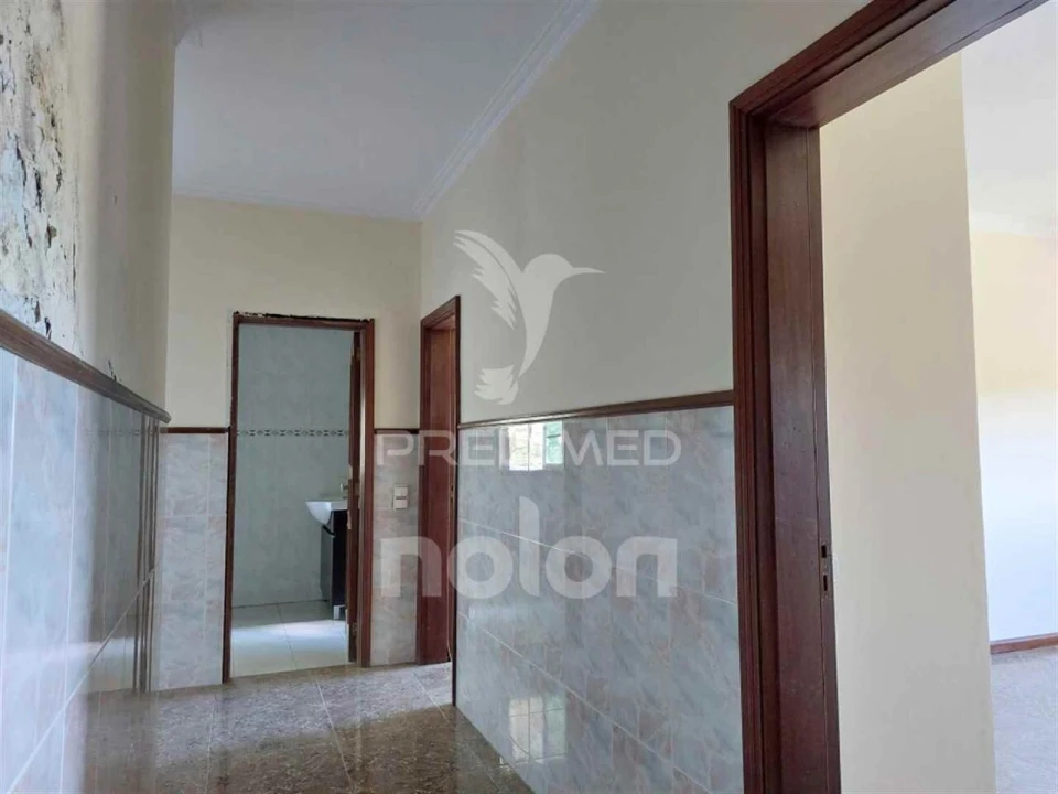 Apartamento T3 para Venda em Carregosa Foto 8