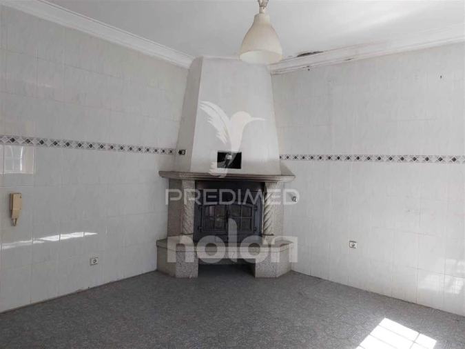 Apartamento T3 para Venda em Carregosa Foto 12