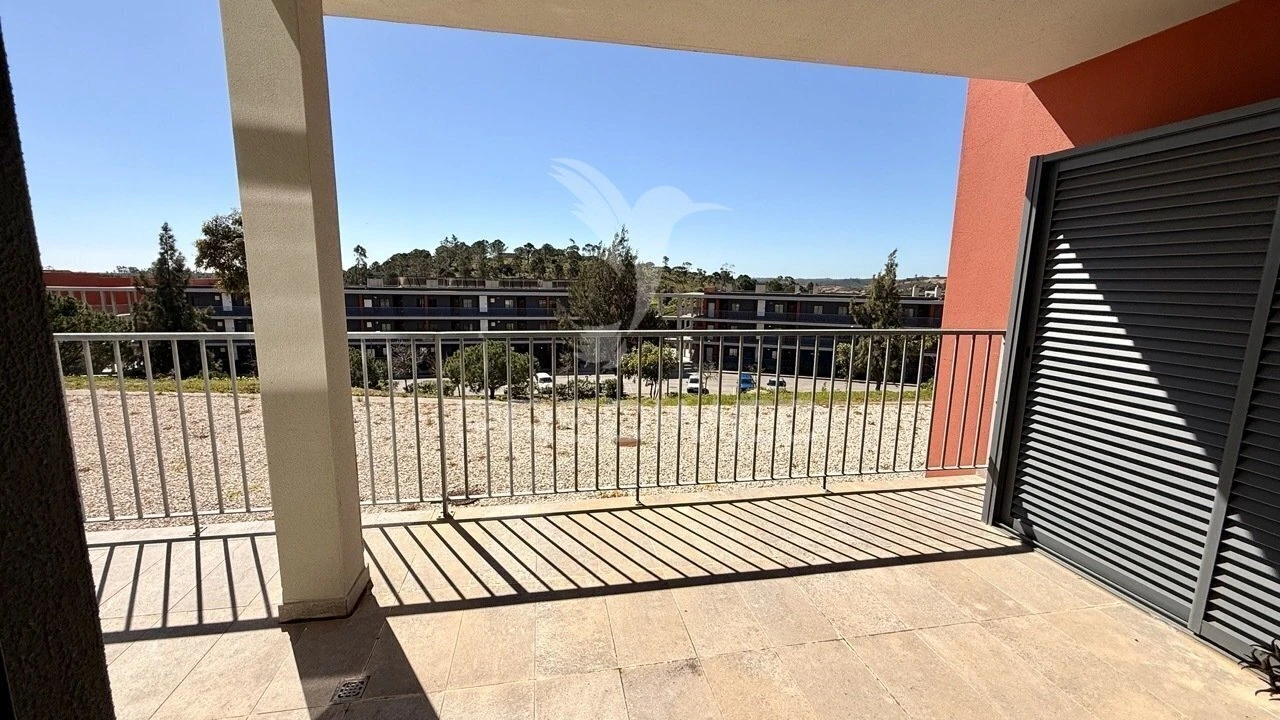 Apartamento T1 para Venda em Mexilhoeira Grande Foto 17