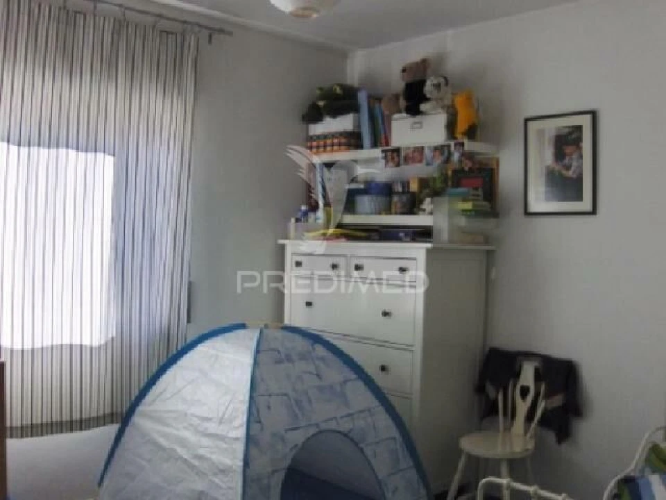 Apartamento T4 para Venda em Alfragide Foto 5