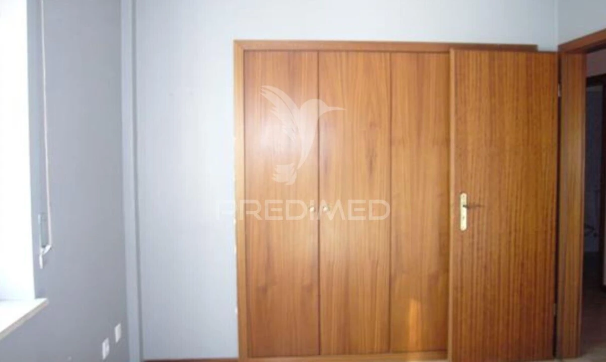 Apartamento T2 para Venda em São João da Madeira Foto 5