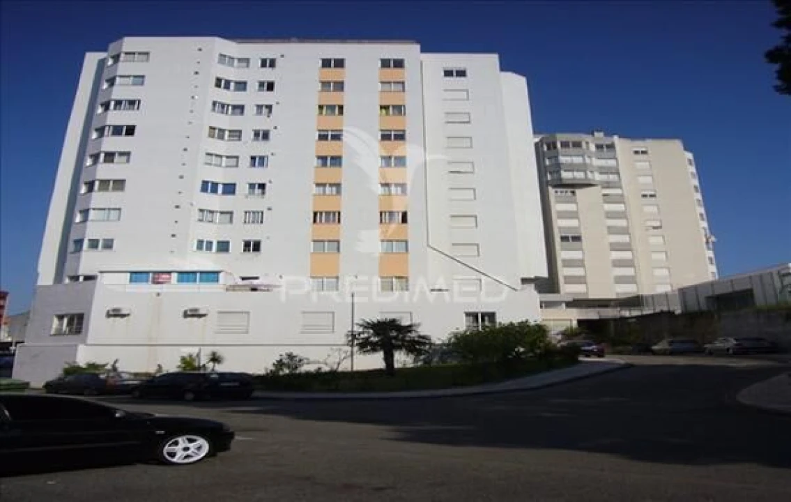 Apartamento T2 para Venda em São João da Madeira Foto 1