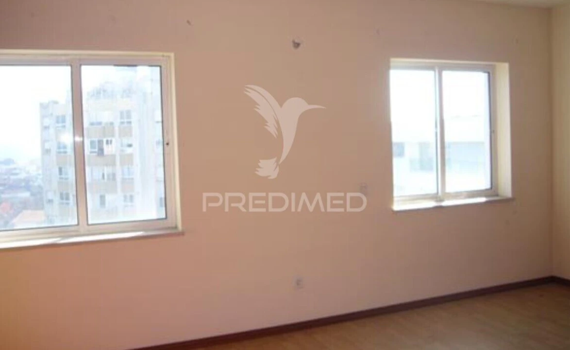 Apartamento T2 para Venda em São João da Madeira Foto 4