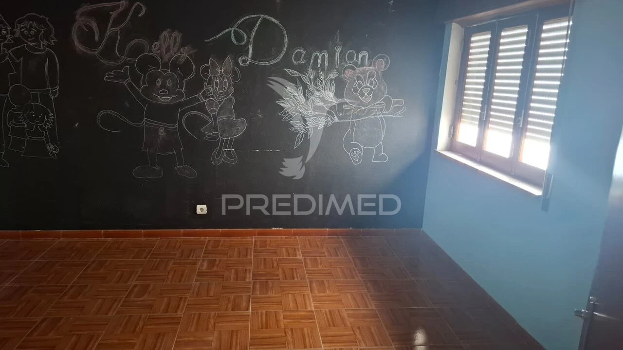 Moradia T3 para Venda em Alpiarça Foto 4
